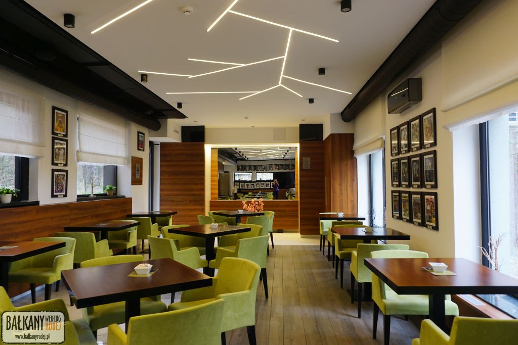 Novak Cafe & Restaurant