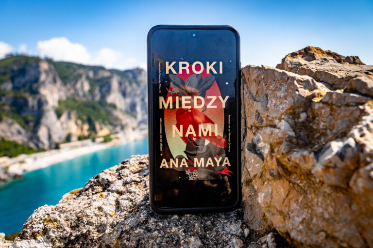 kroki miedzy nami